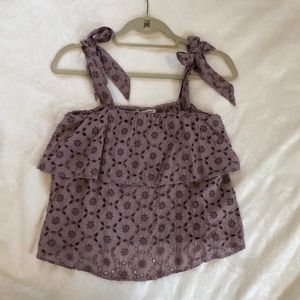 Tie at the shoulder eyelet tank top